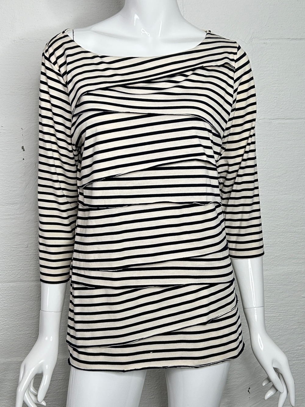 Verve Women's Tan and Black Striped Shirt Large Stretch 3/4 Sleeve NEW